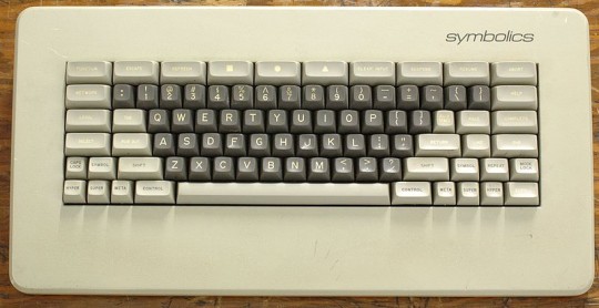 800px-Symbolics-keyboard